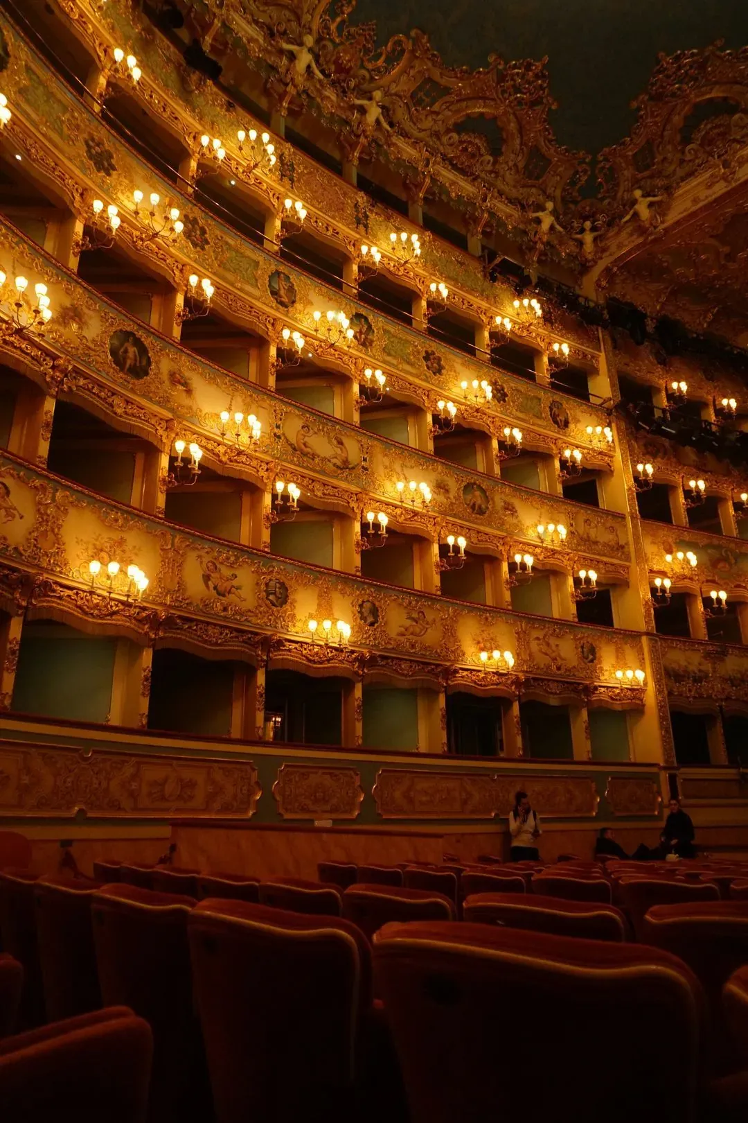application-theater-card